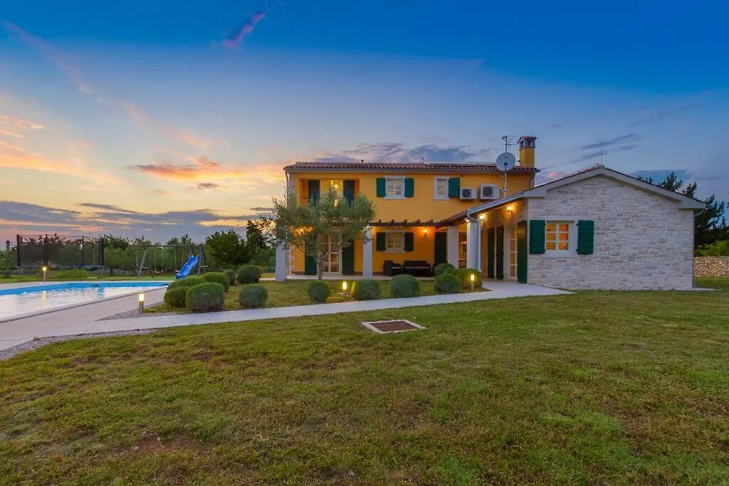 Villa Nela By Istrialux
